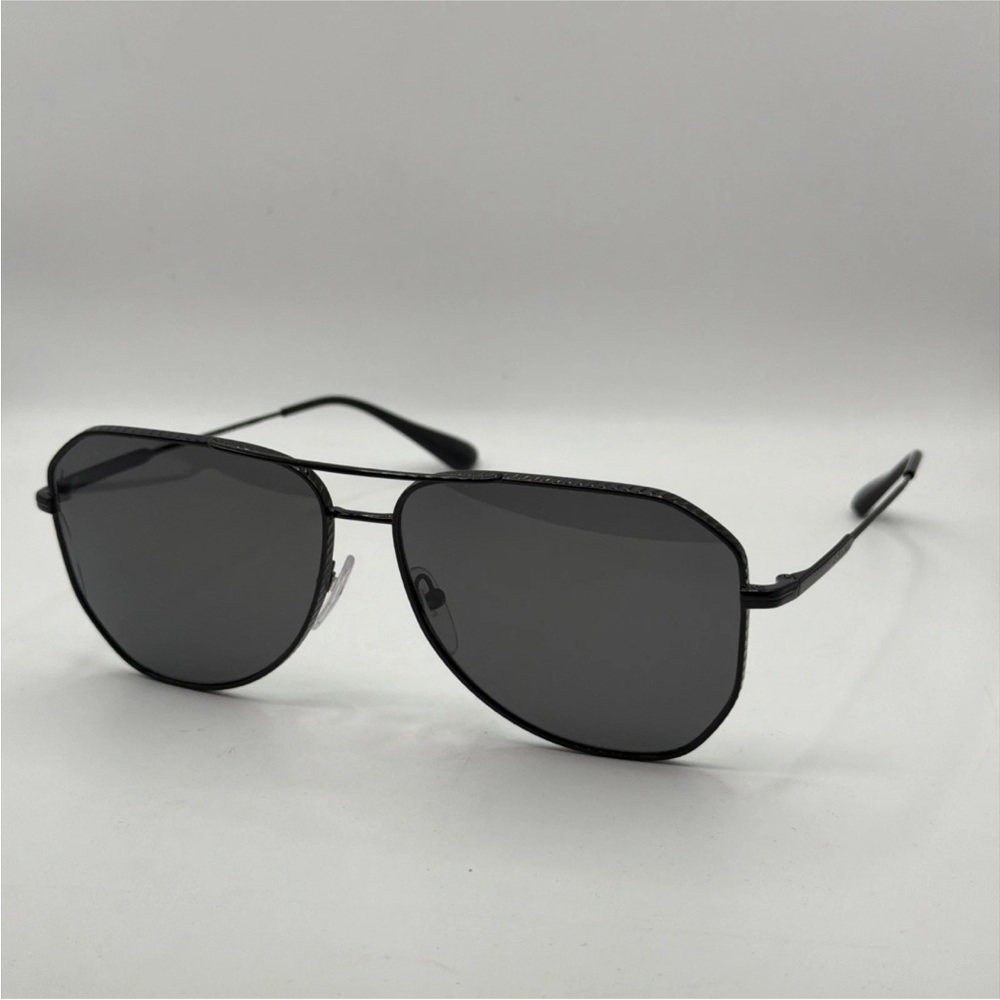 Prada PR 63XS 1AB08G Black Polarized Sunglasses (Great Condition)
